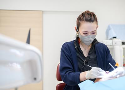 口内環境をしっかり整えてからの施術